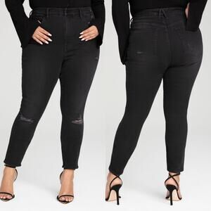 Good American Good Waist Extreme V